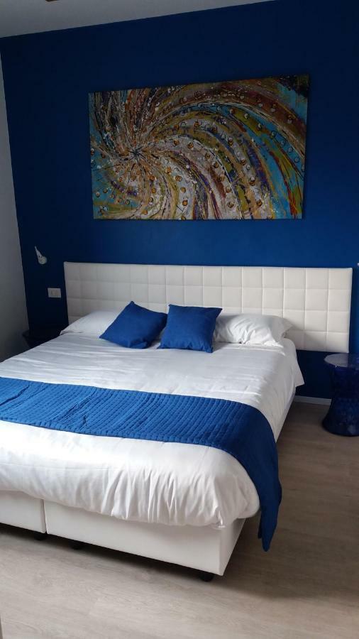 Suite Color Verona Exterior foto